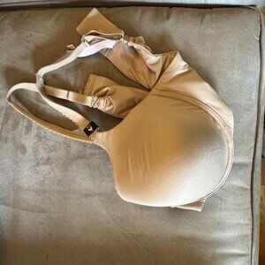 NWT Victoria's Secret Body By Victoria Lined Perfect Coverage Bra Nude Size 40D